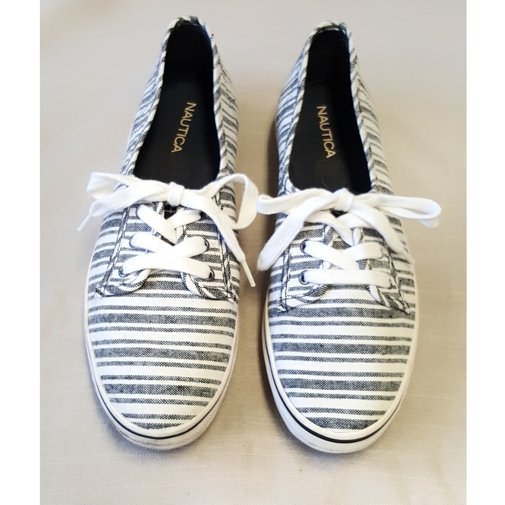 Nautica Wide Stripe Canvas Sneaker